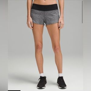 lululemon low rise speed up shorts 2.5in